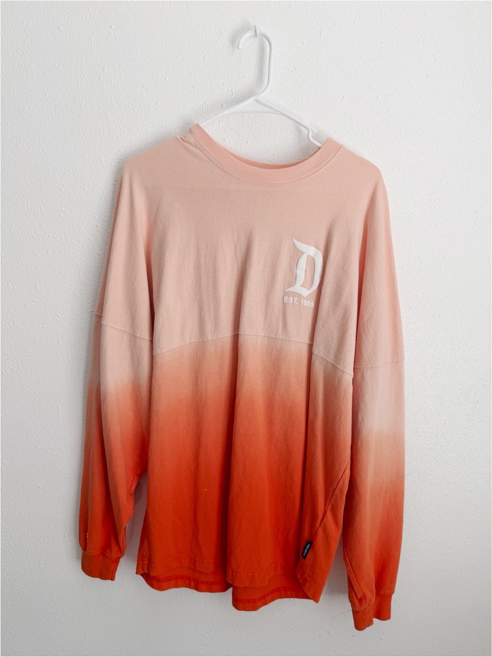 Disneyland Spirit jersey - Peach to Orange coral